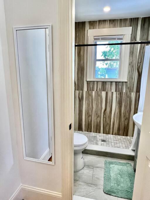 Modern - 3 Bedrooms, 2 Bathrooms Apartamento